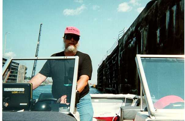 Cruising into the lock